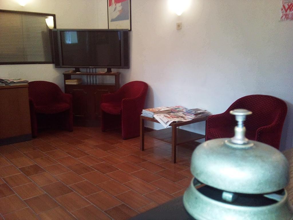 Hotel Bristol Sesto San Giovanni Esterno foto