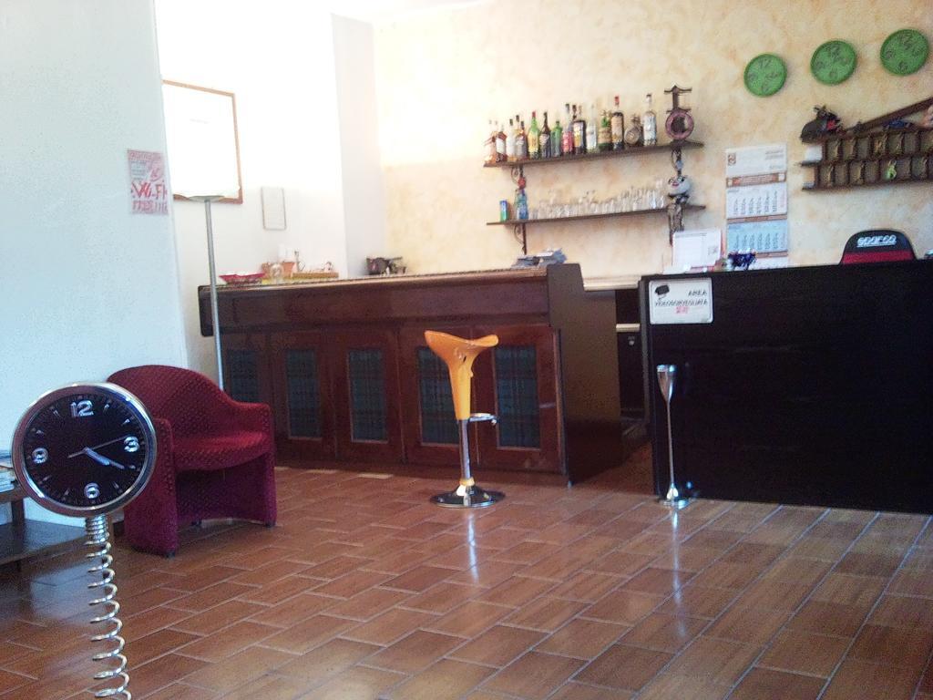 Hotel Bristol Sesto San Giovanni Esterno foto