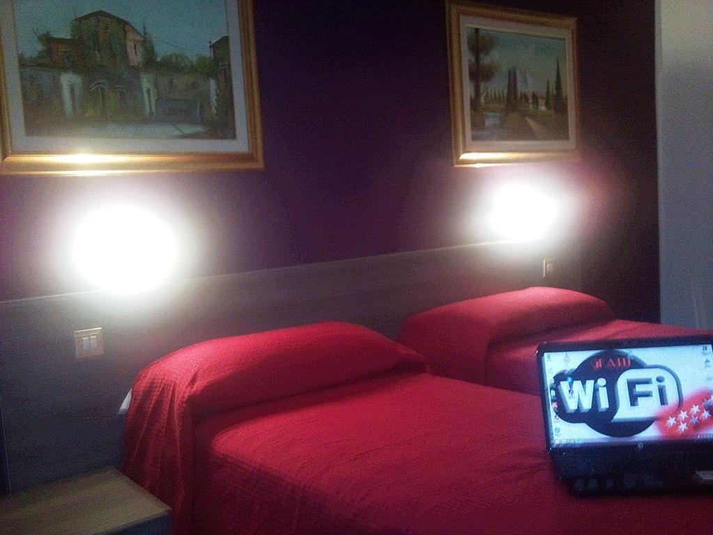 Hotel Bristol Sesto San Giovanni Esterno foto