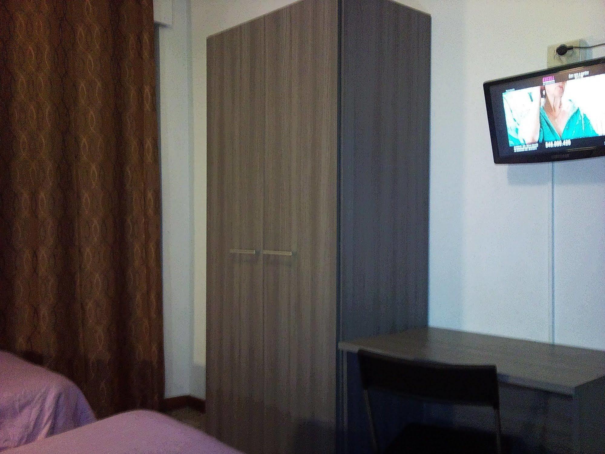Hotel Bristol Sesto San Giovanni Esterno foto